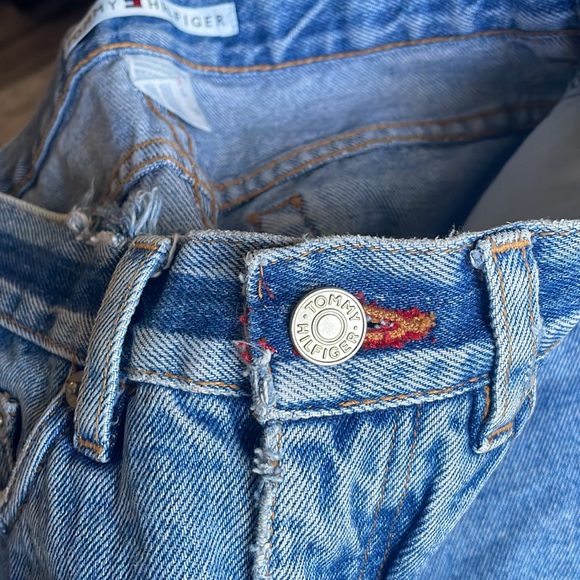 Denim shorts TOMMY HILFIGER (4)distressed - Picture 15 of 15
